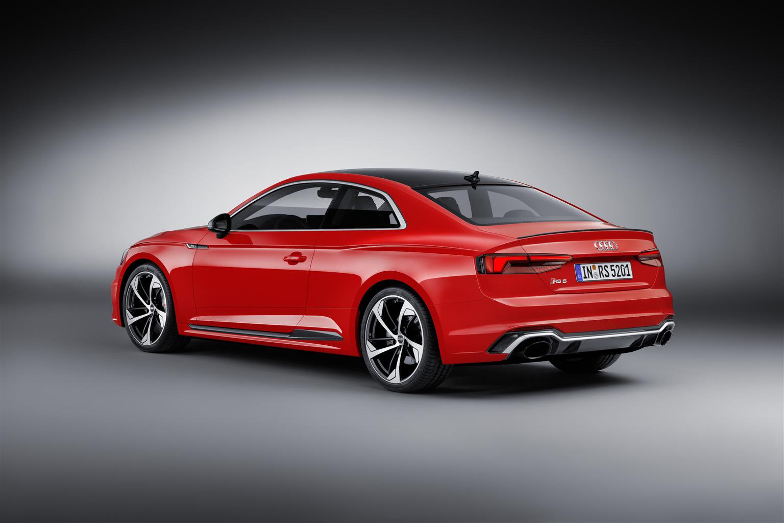 Audi con RS 5 coupé e Audi quattro sulle strade del Gran Premio Nuvolari 2017