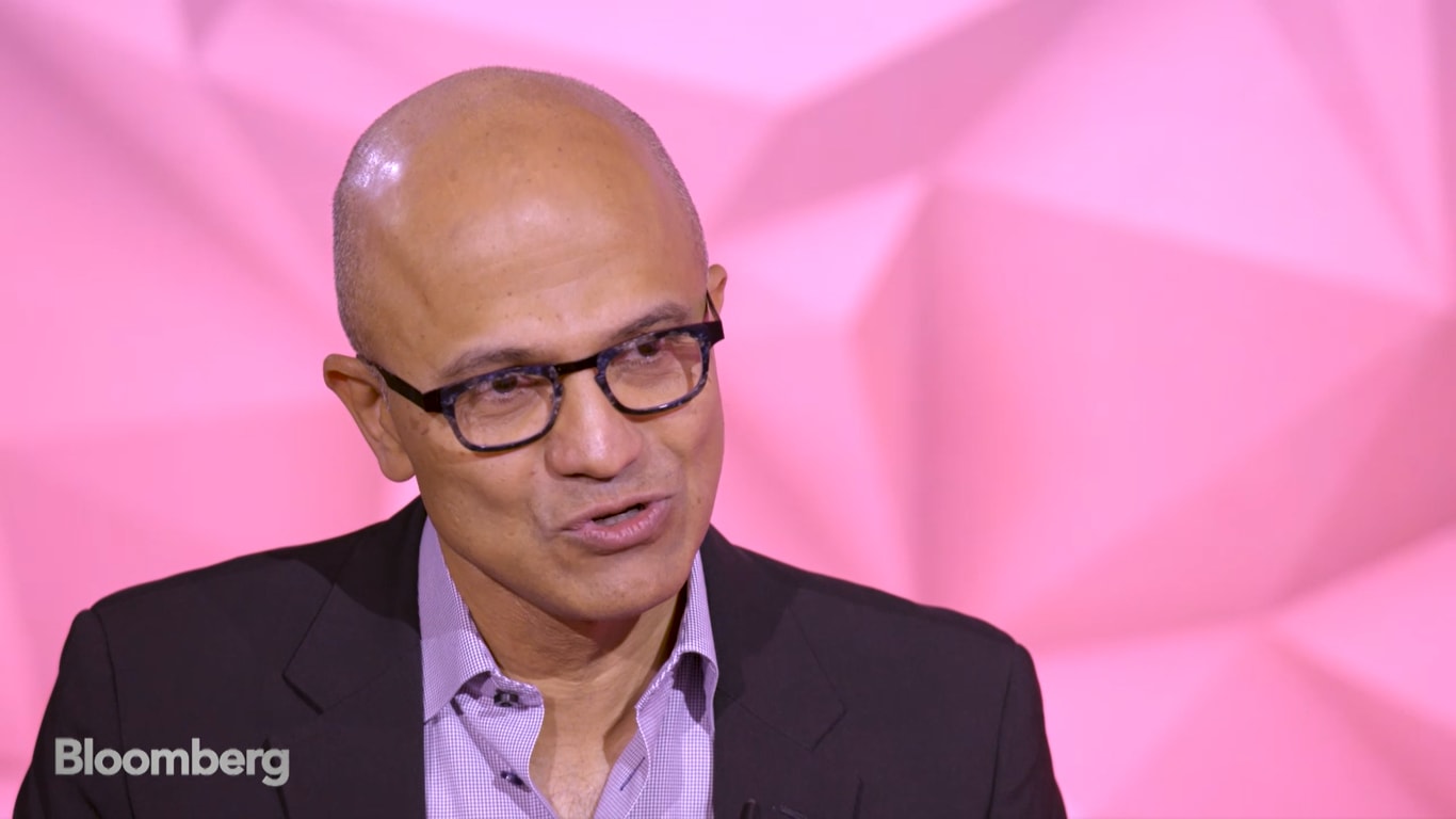 Per Satya Nadella l’obiettivo di Microsoft è portare innovazione hardware