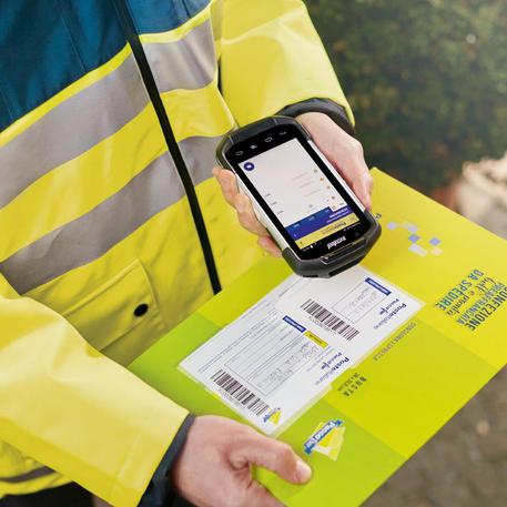 eCommerce, la sfida di Poste a Amazon ‘Consegne fino a sera e nel weekend’