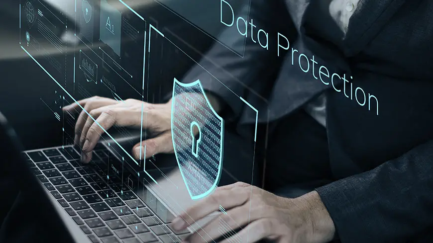 Per difendersi dagli hacker evitare password facili e creare alias email